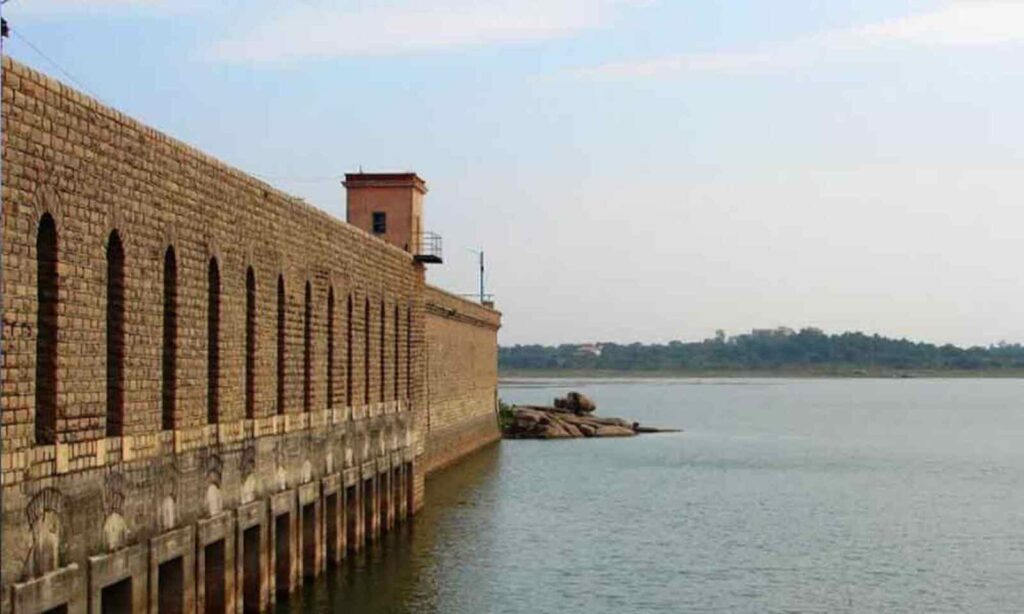 Osman Sagar lake