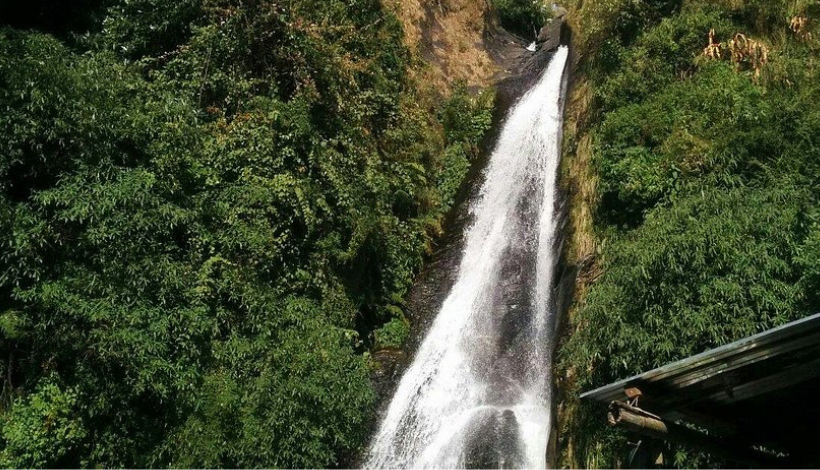 Bhagsu Waterfalls